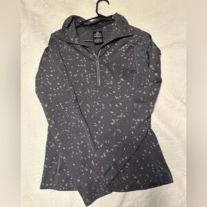 Under Armour cold gear women’s 1/4 zip. Dark grey/metallic silver size medium